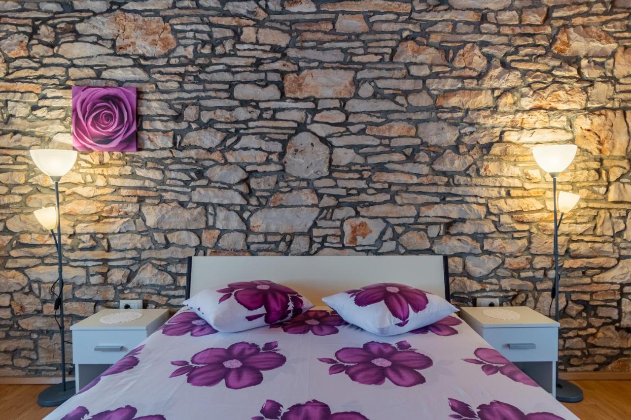 House Gracijela, Village Bulici Šajini Kültér fotó