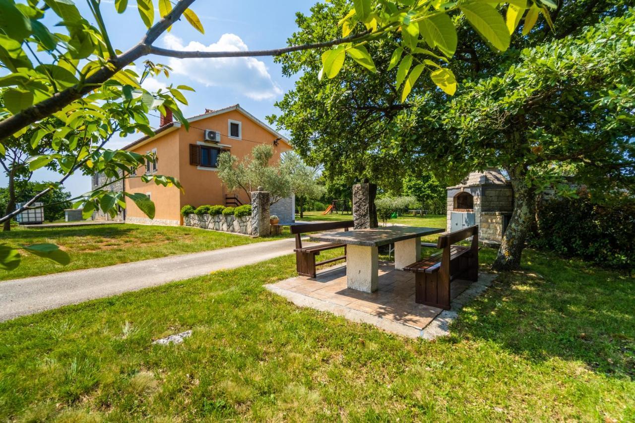 House Gracijela, Village Bulici Šajini Kültér fotó