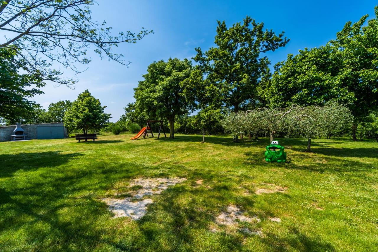 House Gracijela, Village Bulici Šajini Kültér fotó